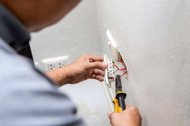 Best Emergency Electrical Repair  in Clermont, FL